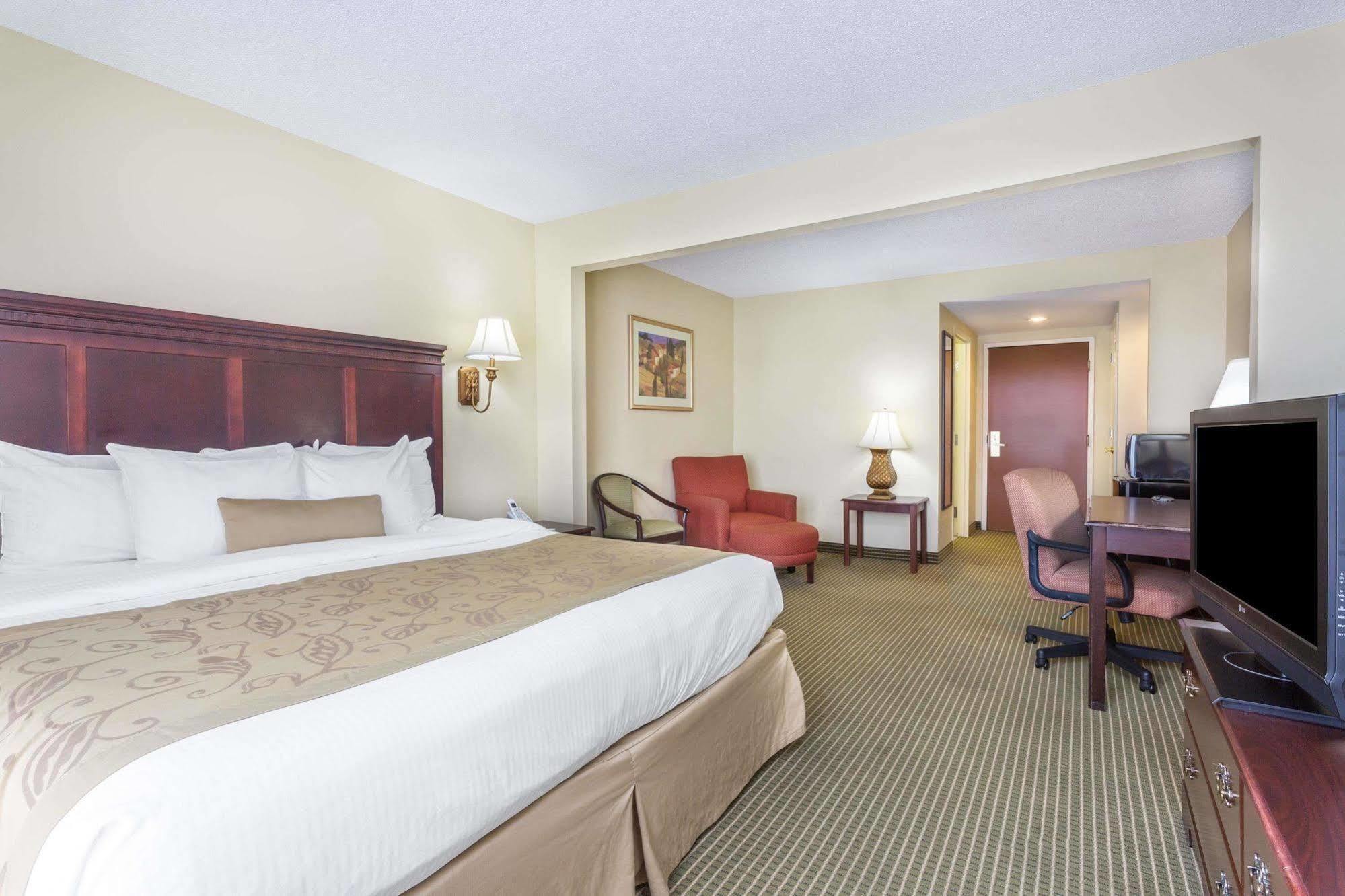 La Quinta Inn & Suites By Wyndham-Albany Ga Esterno foto